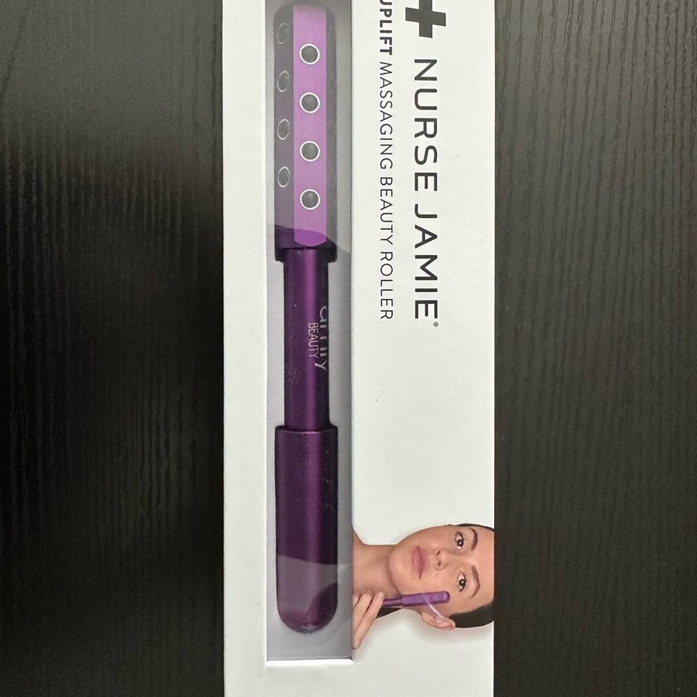 Uplift Massaging Beauty Roller